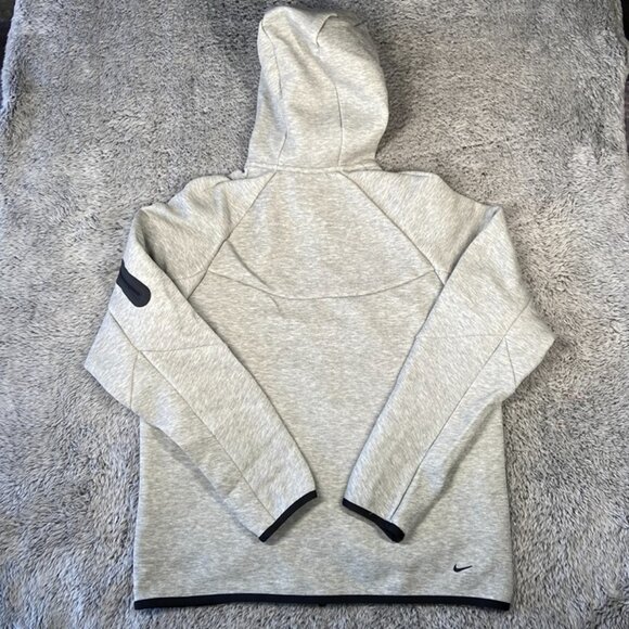 Nike NSW Windrunner Tech Fleece Zip Hoodie Size Medium Men Heather Grey - Picture 2 of 5